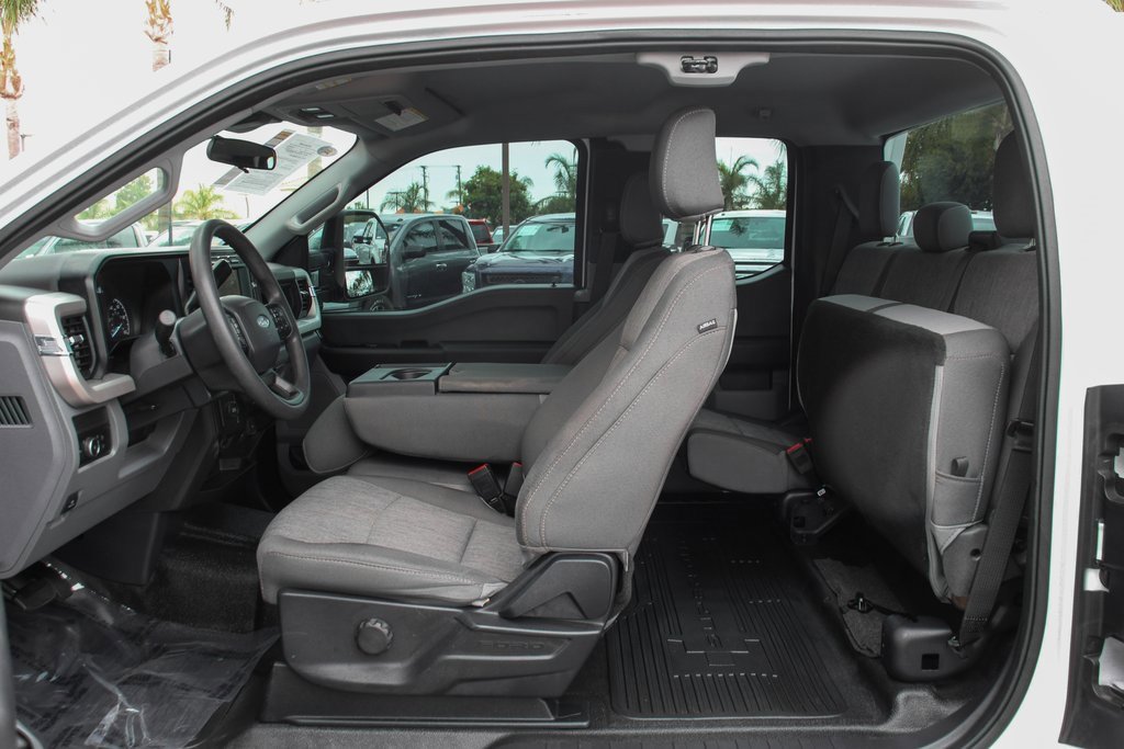 Used 2024 Ford F250 XL w/ XL Chrome Package image 18