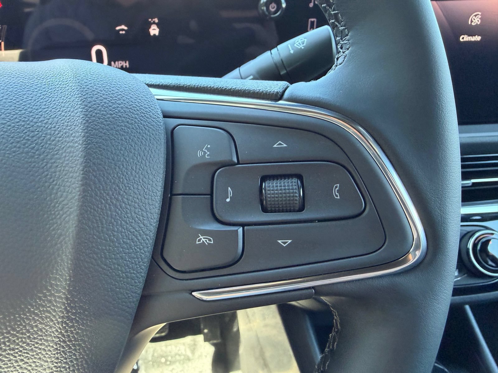 New 2026 Buick Envista Sport Touring w/ Convenience I Package FWD image 15