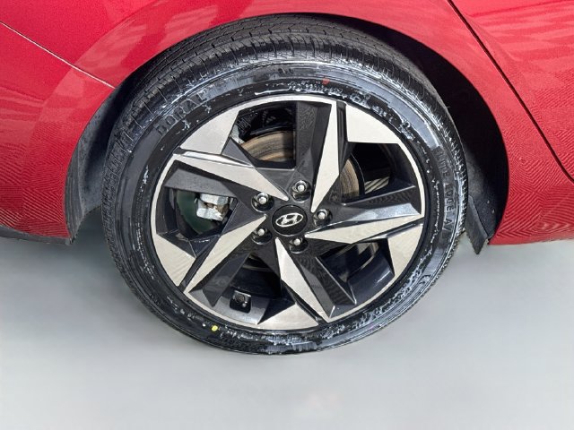 Used 2023 Hyundai Elantra SEL w/ Convenience Package FWD image 32