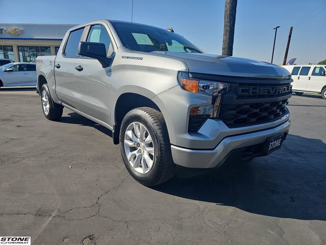 Certified 2025 Chevrolet Silverado 1500 Custom AWD/4WD image 1