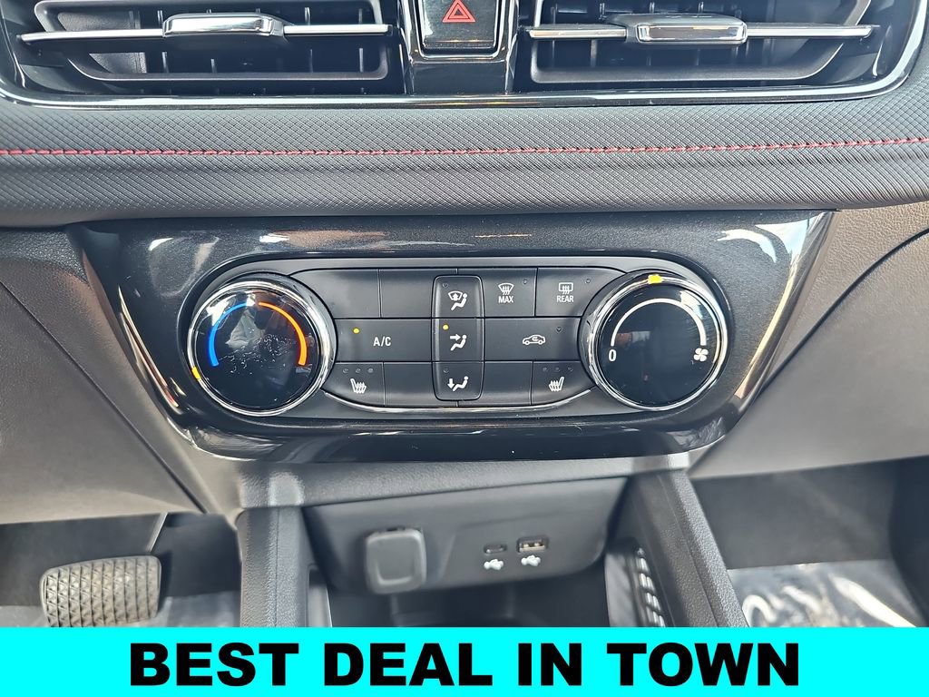 Used 2025 Chevrolet TrailBlazer RS w/ Driver Confidence Package image 20