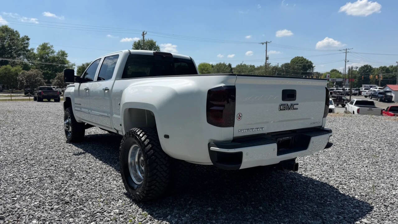 Used 2017 GMC Sierra 3500 Denali w/ Duramax Plus Package AWD/4WD image 5