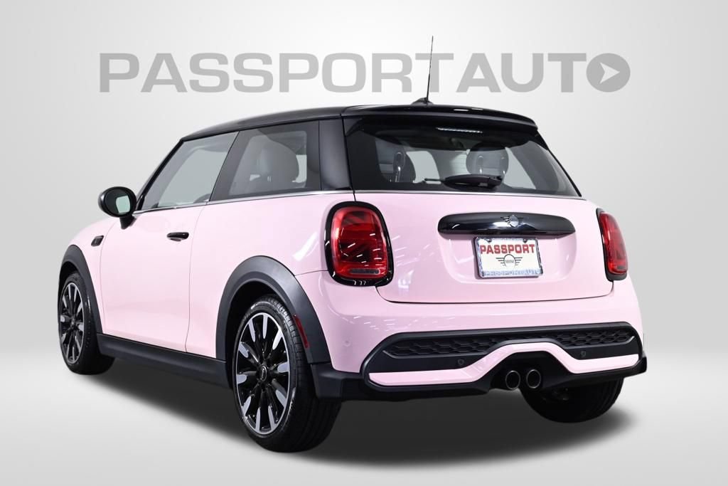 Used 2023 MINI Cooper S w/ Signature Upholstery Package FWD image 5