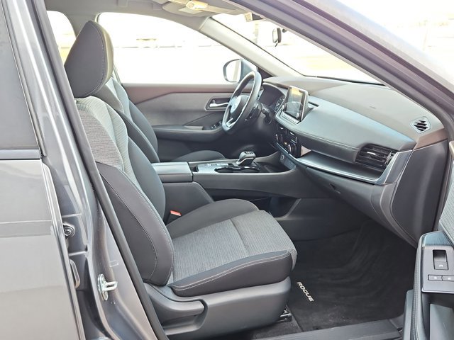 Used 2022 Nissan Rogue SV image 20