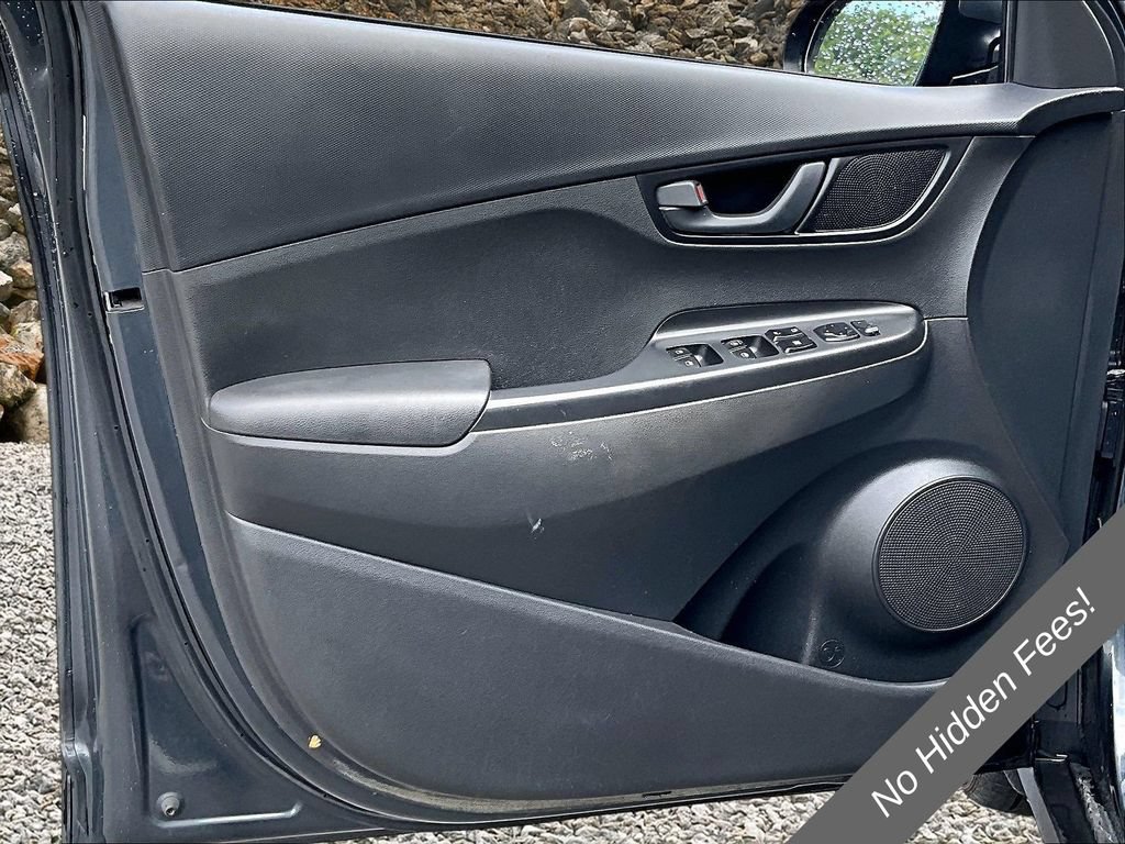 Used 2021 Hyundai Kona SEL AWD/4WD image 17