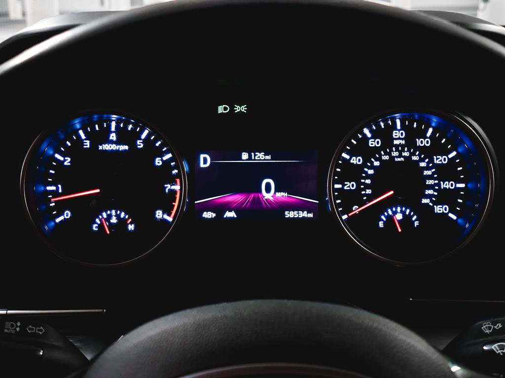 Used 2024 Kia Carnival LX image 23