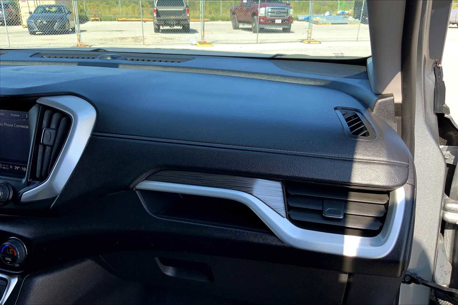 Certified 2024 GMC Terrain SLT image 14