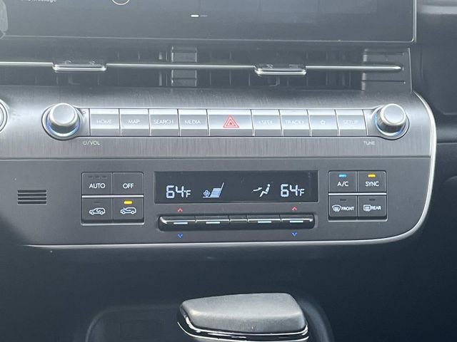 Used 2024 Hyundai Kona SEL image 16