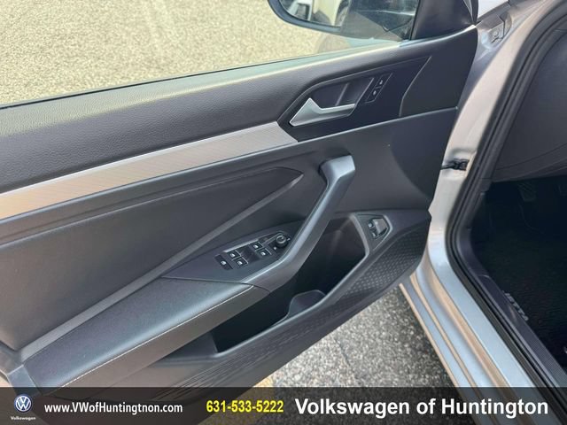 Certified 2022 Volkswagen Jetta Sport FWD image 16