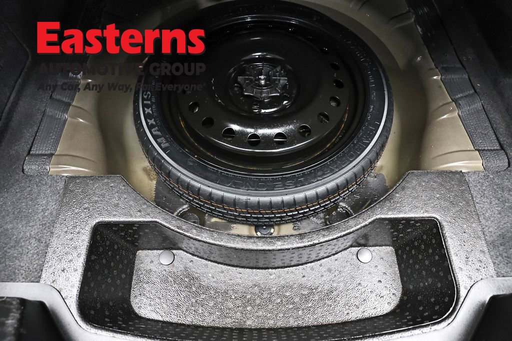 Used 2019 Chevrolet Impala LT FWD image 22