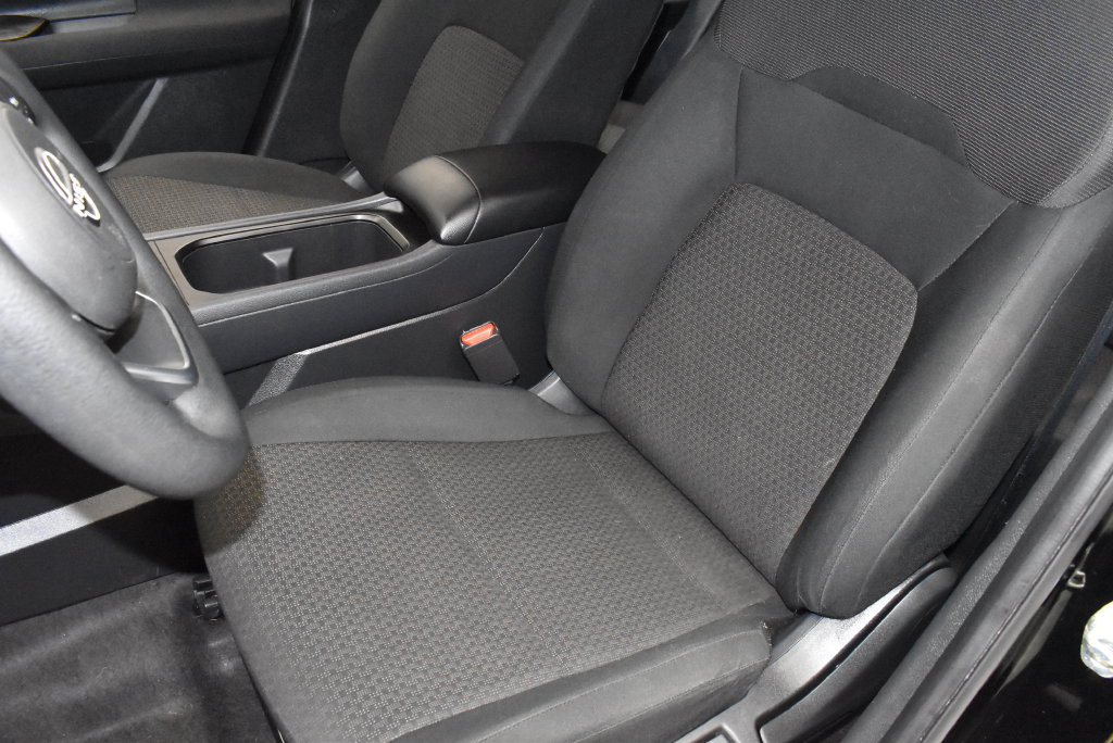 Used 2025 Nissan Kicks S AWD/4WD image 13