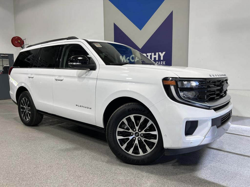 Used 2025 Ford Expedition Platinum AWD/4WD image 2