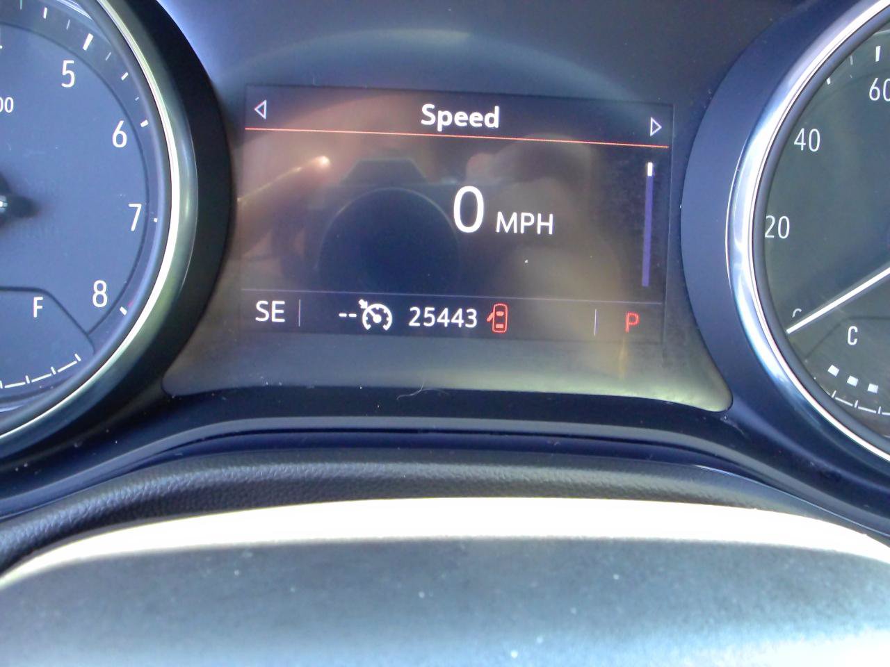 Used 2023 Buick Encore GX Select w/ Sport Touring Package FWD image 9
