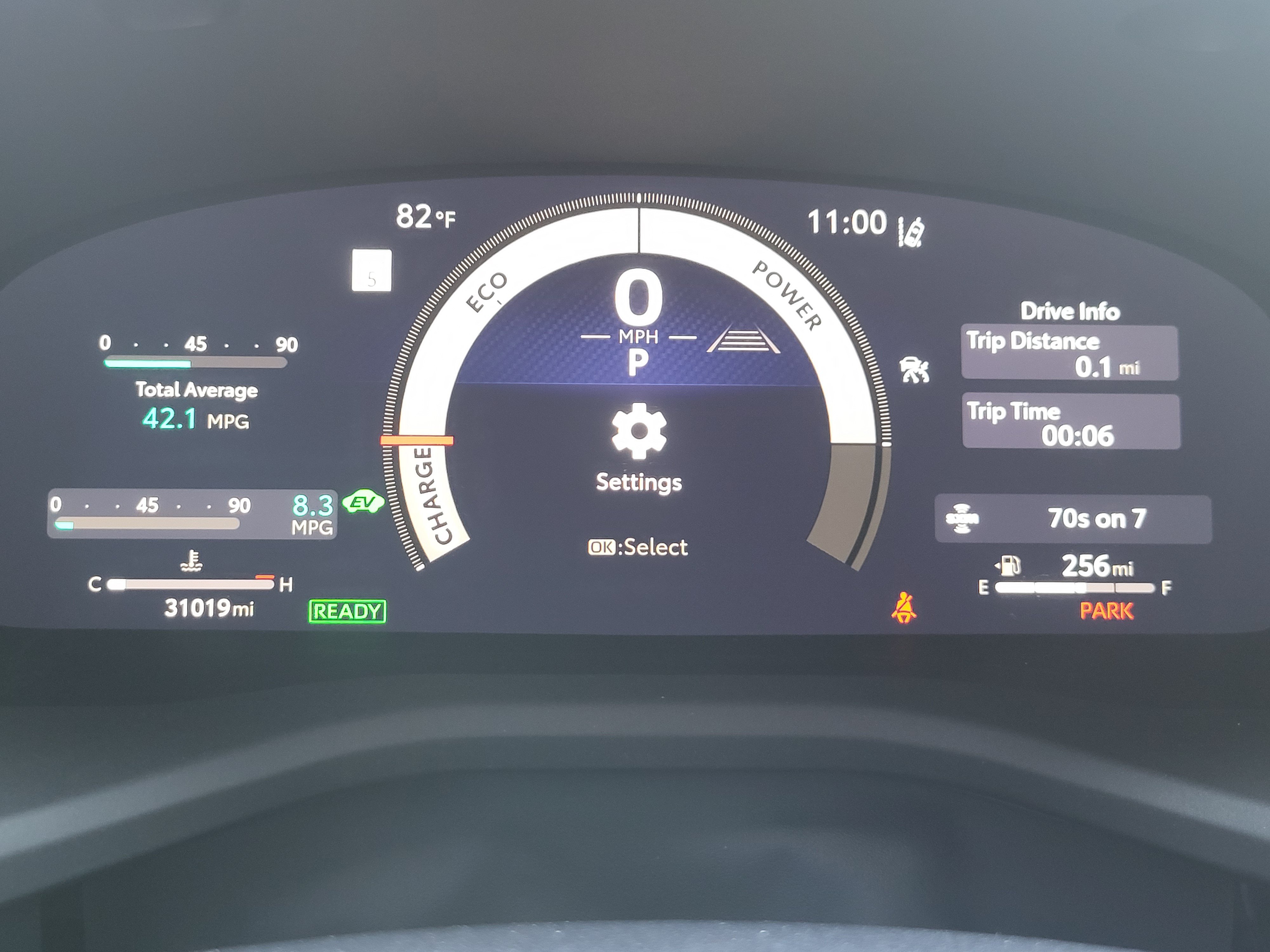 Used 2025 Toyota Camry Hybrid FWD image 14