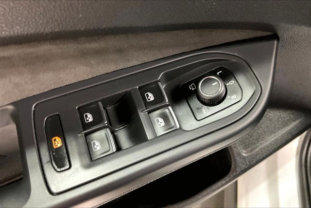 Used 2024 Volkswagen GTI S FWD image 39