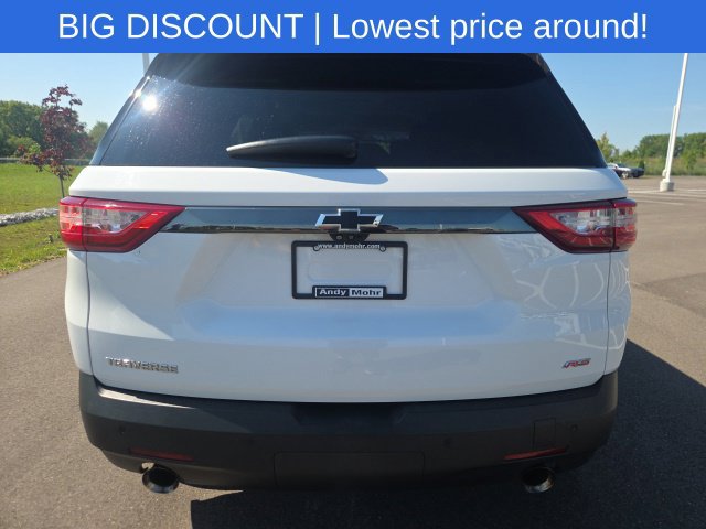 Used 2020 Chevrolet Traverse RS w/ LPO, Floor Liner Package FWD image 11