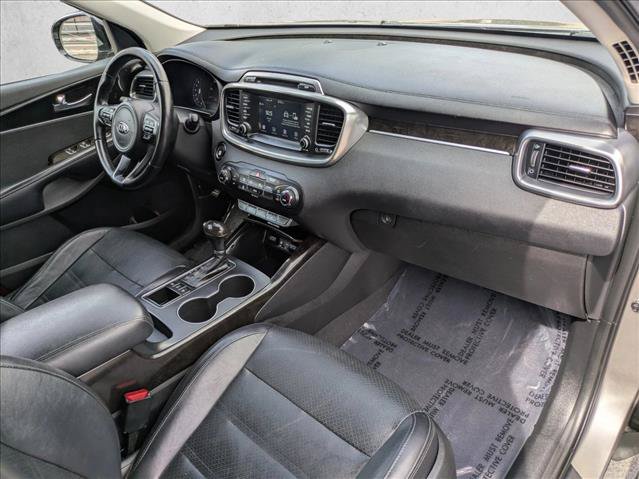 Used 2017 Kia Sorento EX AWD/4WD image 19