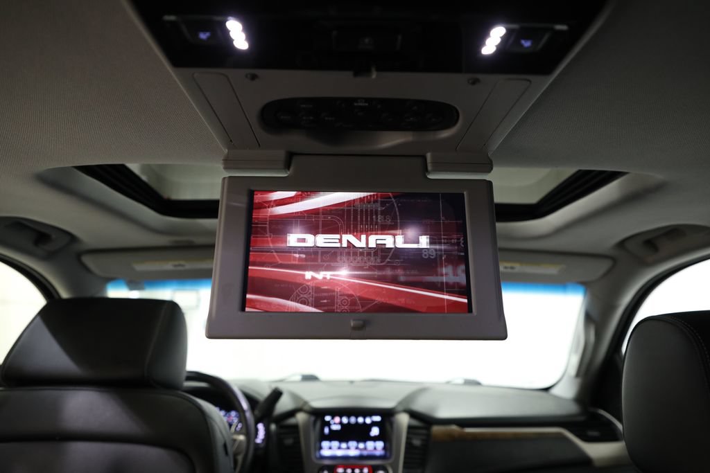 Used 2016 GMC Yukon Denali w/ Open Road Package AWD/4WD image 9