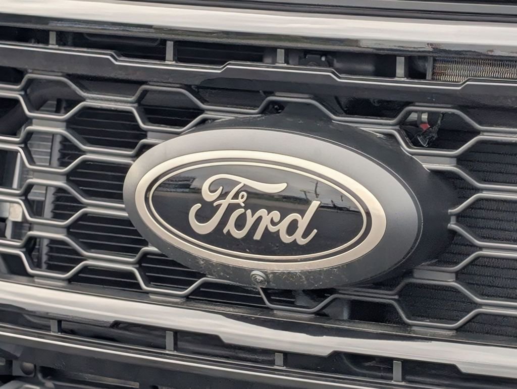 New 2025 Ford F250 Lariat w/ Lariat Ultimate Package image 12