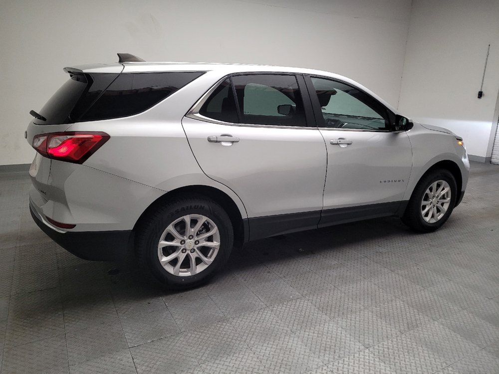 Used 2021 Chevrolet Equinox LT w/ Driver Convenience Package image 10