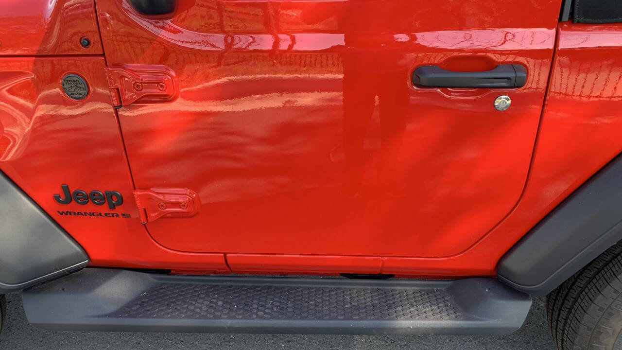 Used 2024 Jeep Wrangler Sport image 32