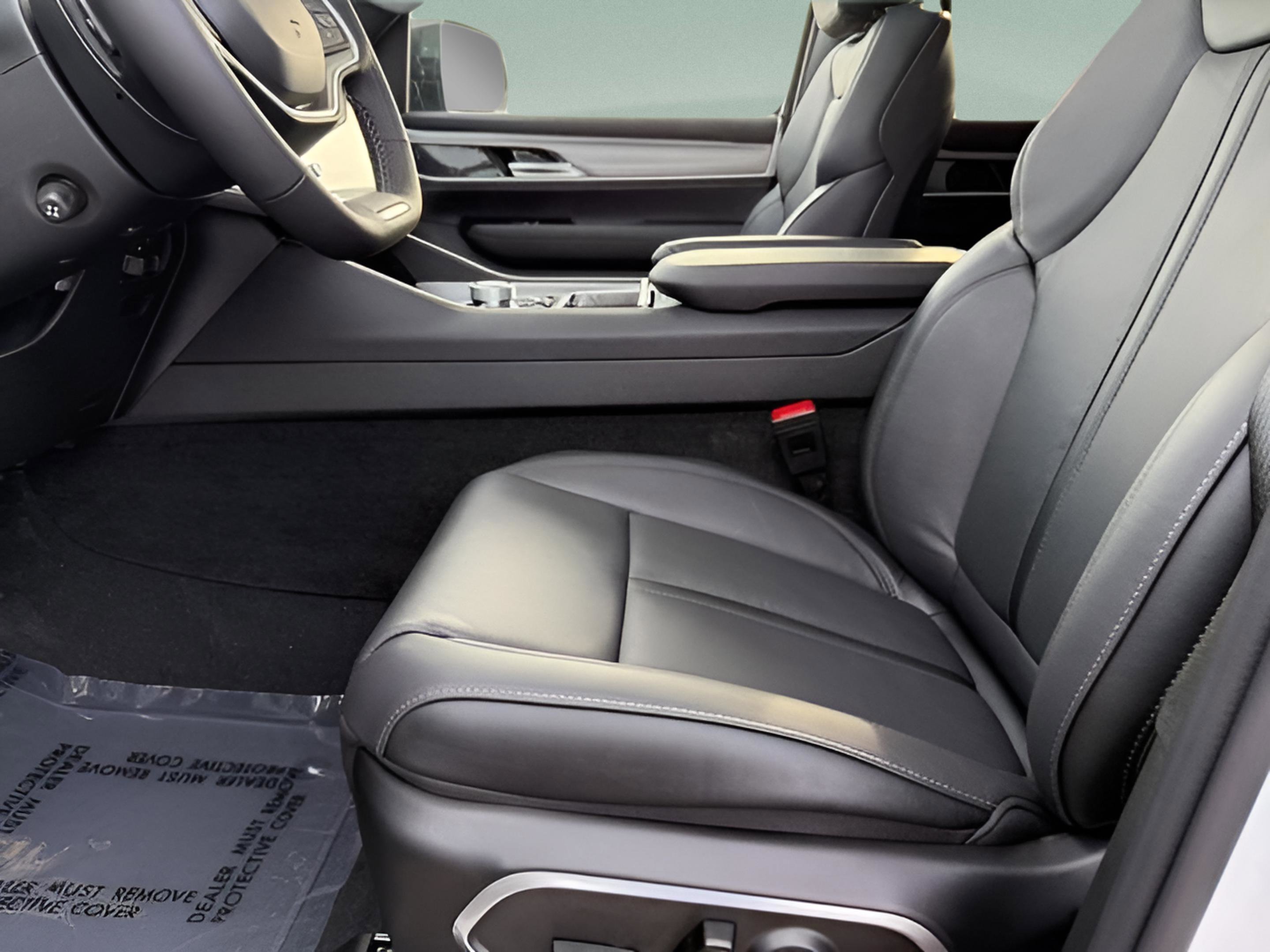 New 2026 Jeep Grand Wagoneer Limited AWD/4WD image 19