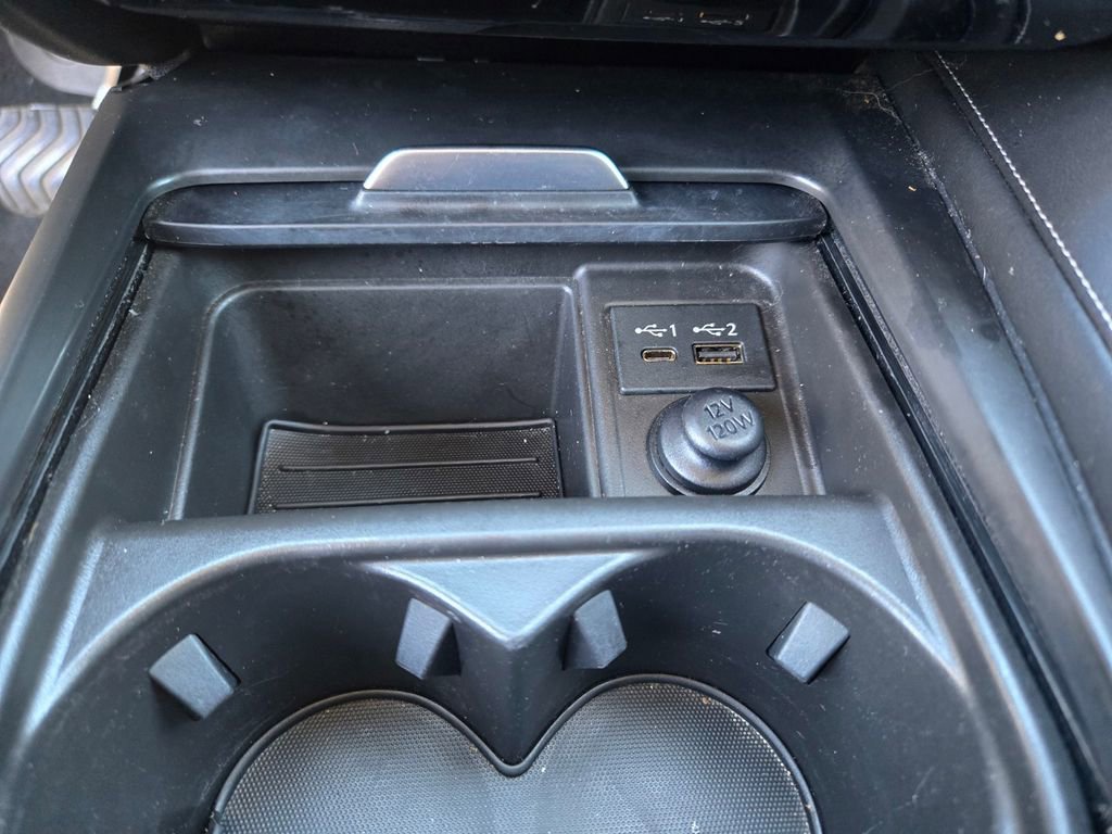 Used 2020 INFINITI QX50 Luxe w/ Navigation Package image 16