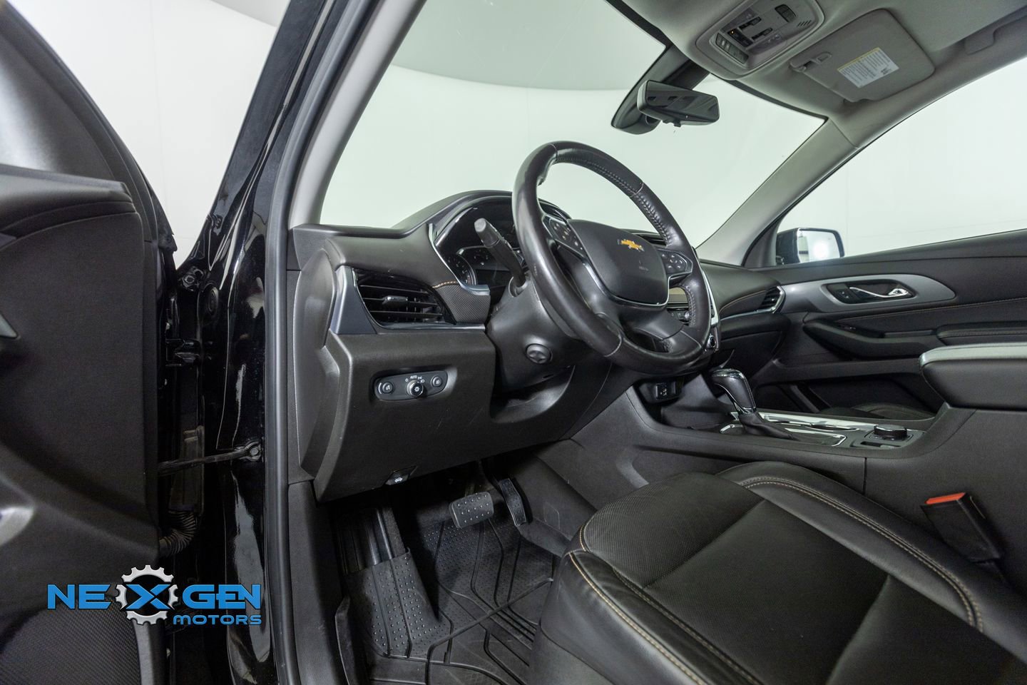 Used 2020 Chevrolet Traverse Premier w/ Redline Edition image 10