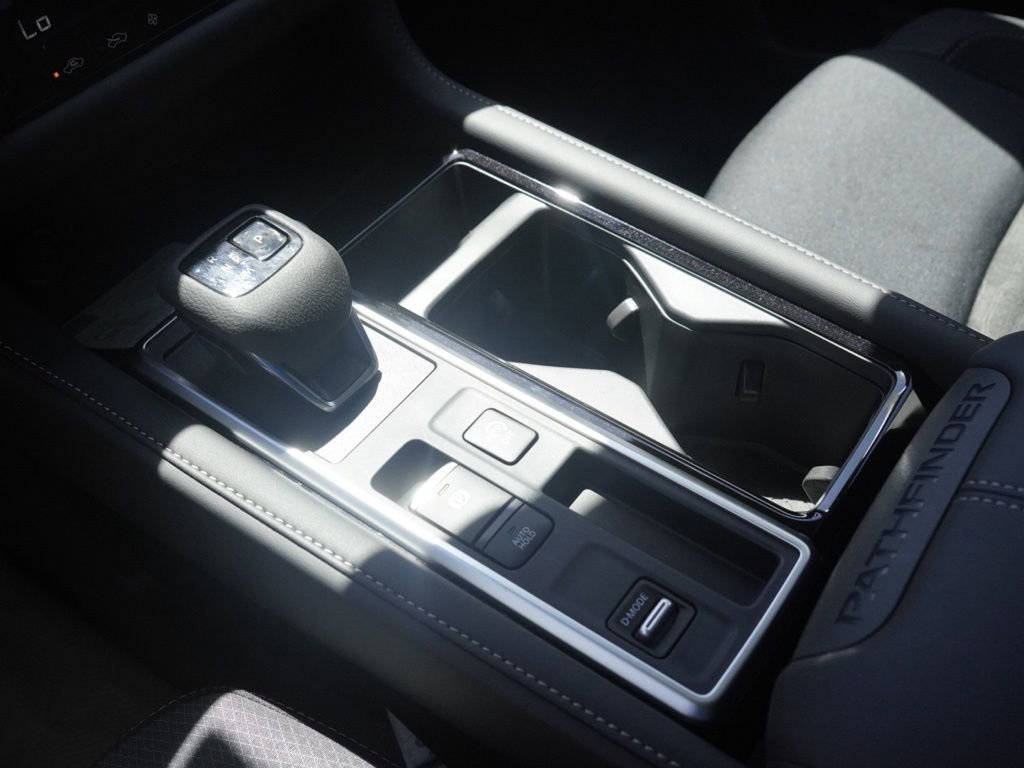 New 2026 Nissan Pathfinder SV image 16