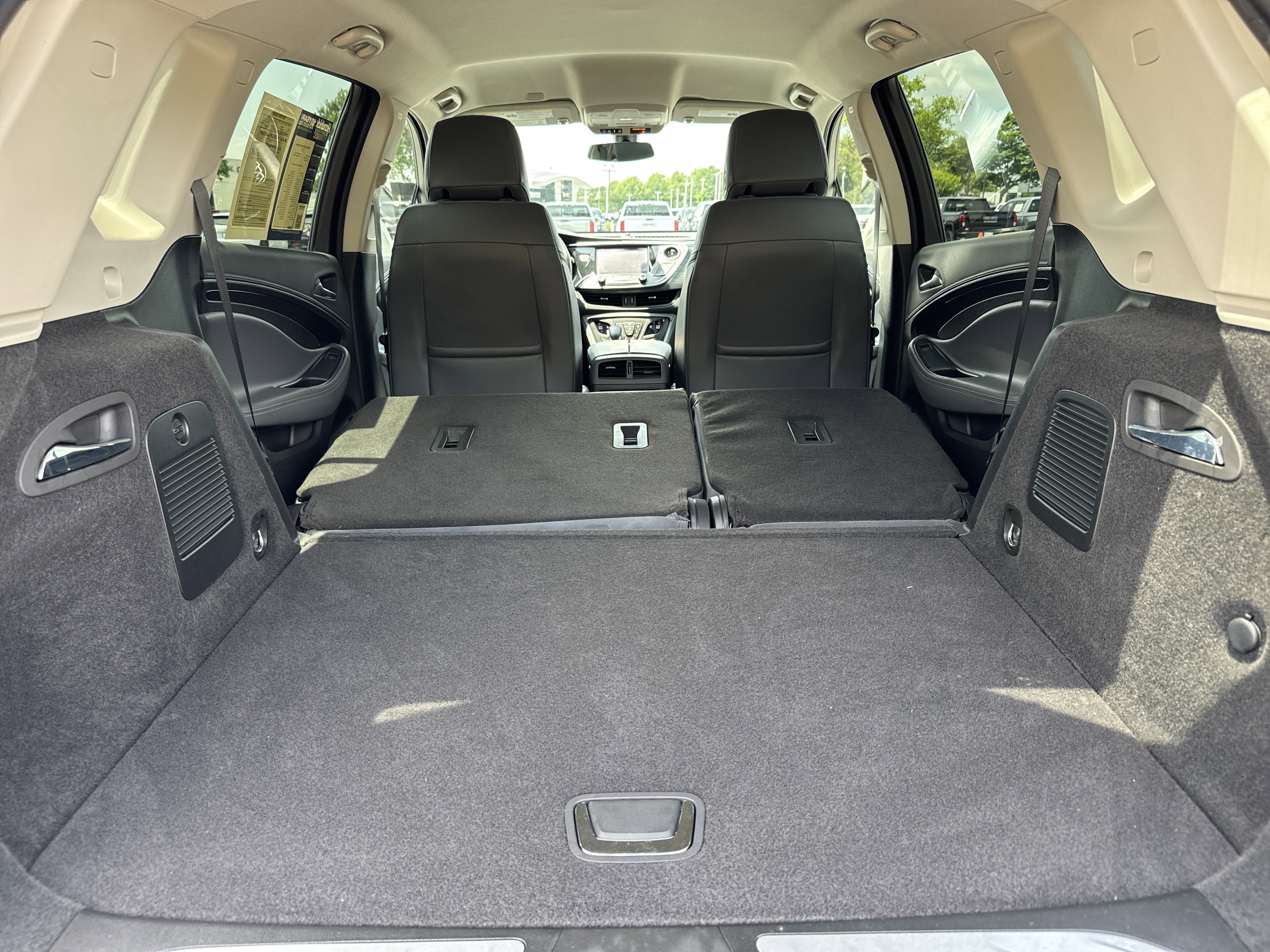 Used 2020 Buick Envision Essence FWD image 33