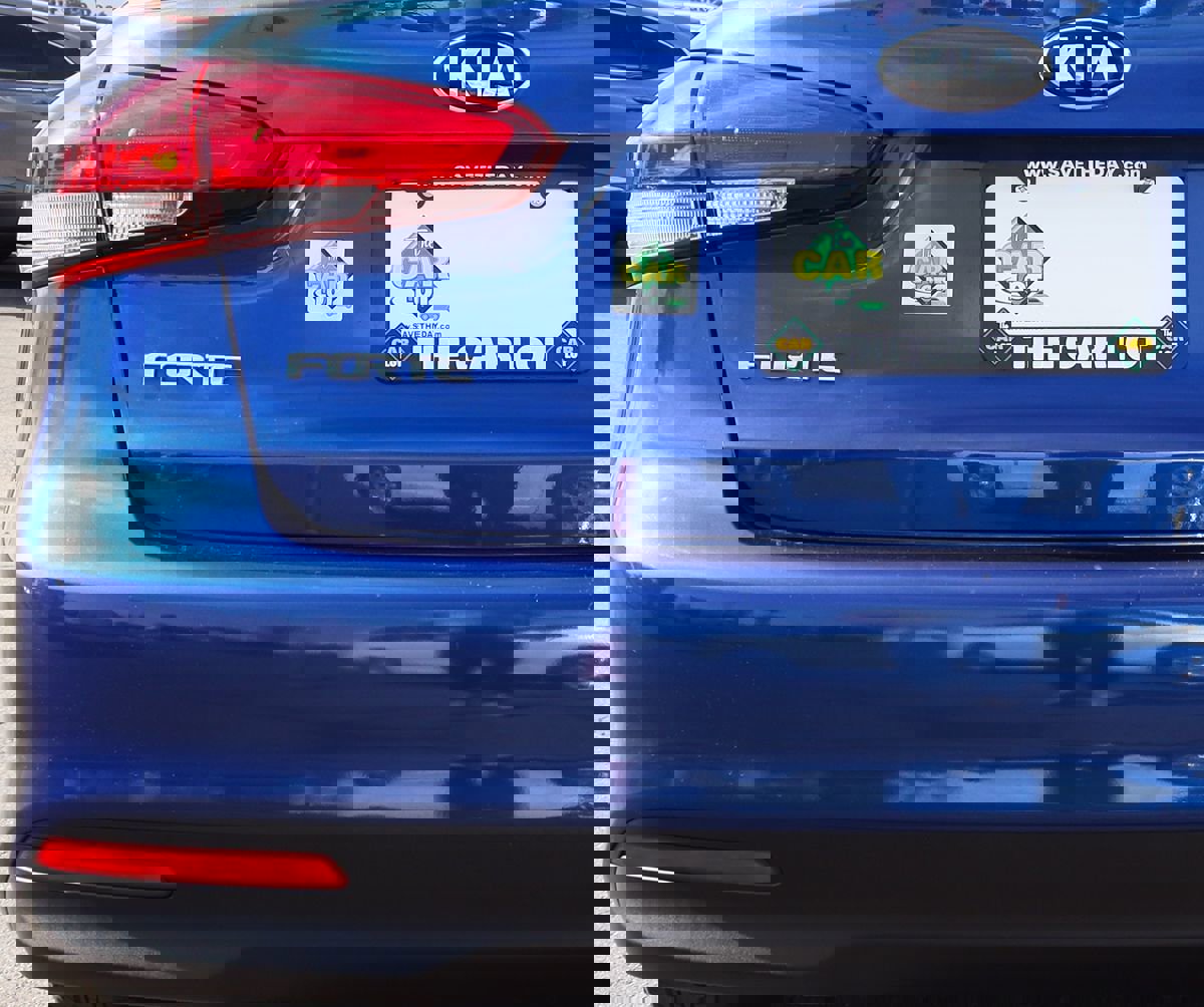 Used 2018 Kia Forte LX FWD image 19