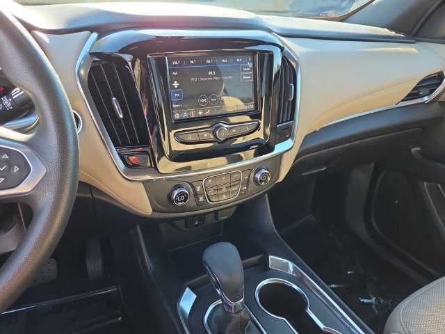 Certified 2023 Chevrolet Traverse LS w/ Midnight/Sport Edition AWD/4WD image 15