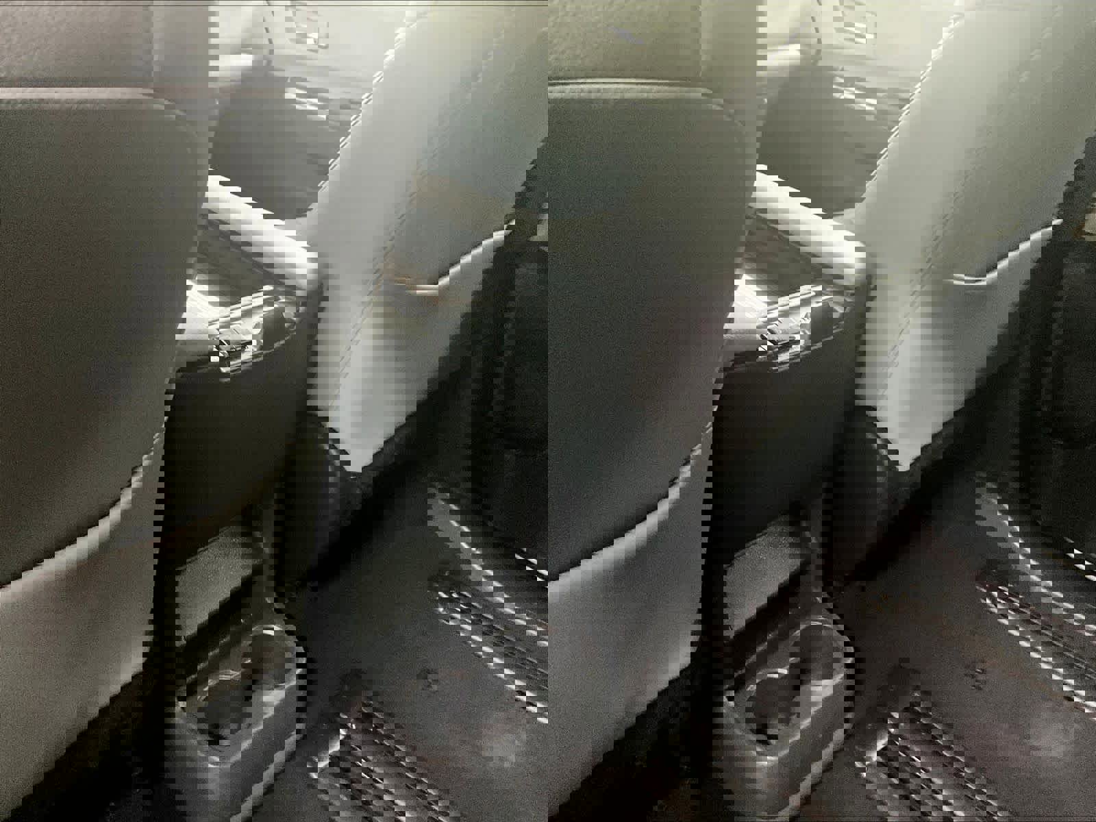 Certified 2024 Toyota Sienna XLE image 29