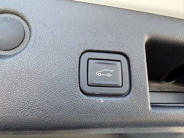 Used 2024 Chevrolet Equinox LT w/ LPO, Floor Liner Package image 24