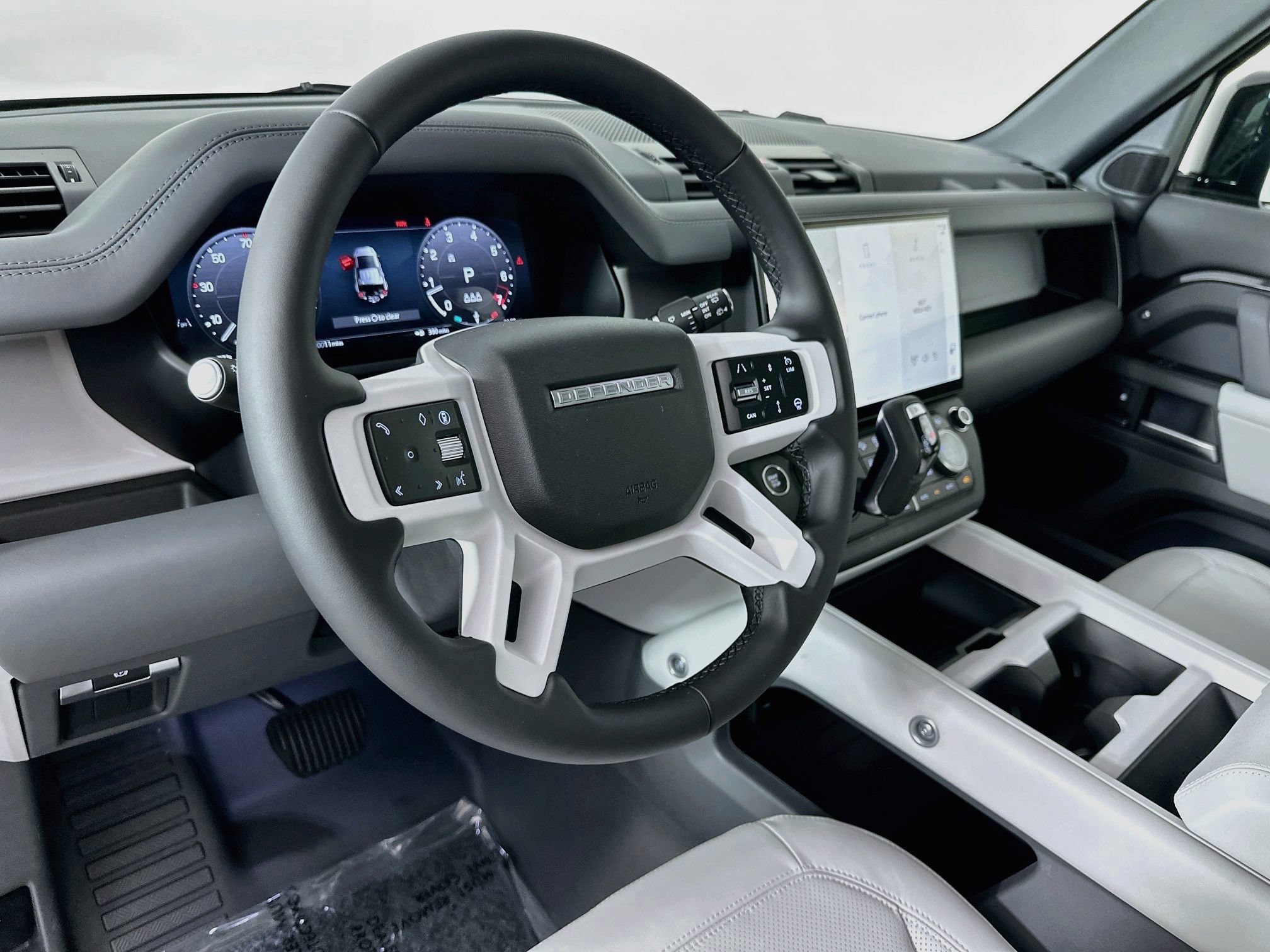 New 2026 Land Rover Defender 110 X-Dynamic SE AWD/4WD image 11