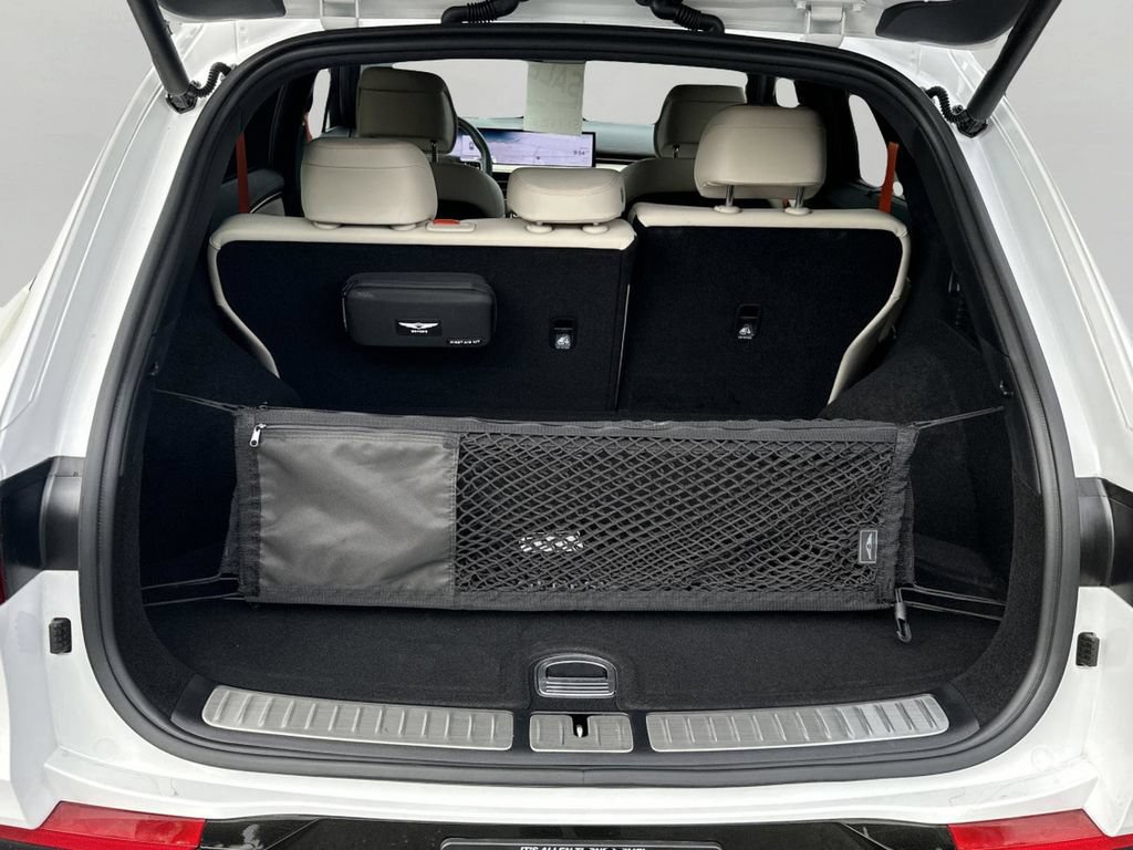 New 2026 Genesis GV70 3.5T Sport Prestige AWD/4WD image 39