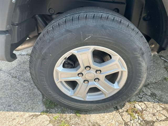 Used 2022 Jeep Wrangler Unlimited Sport AWD/4WD image 47