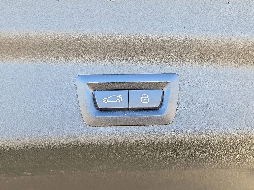 Used 2023 BMW X1 xDrive28i w/ Convenience Package image 16