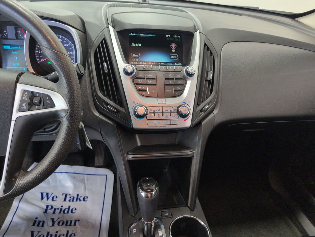 Used 2017 Chevrolet Equinox LT FWD image 18