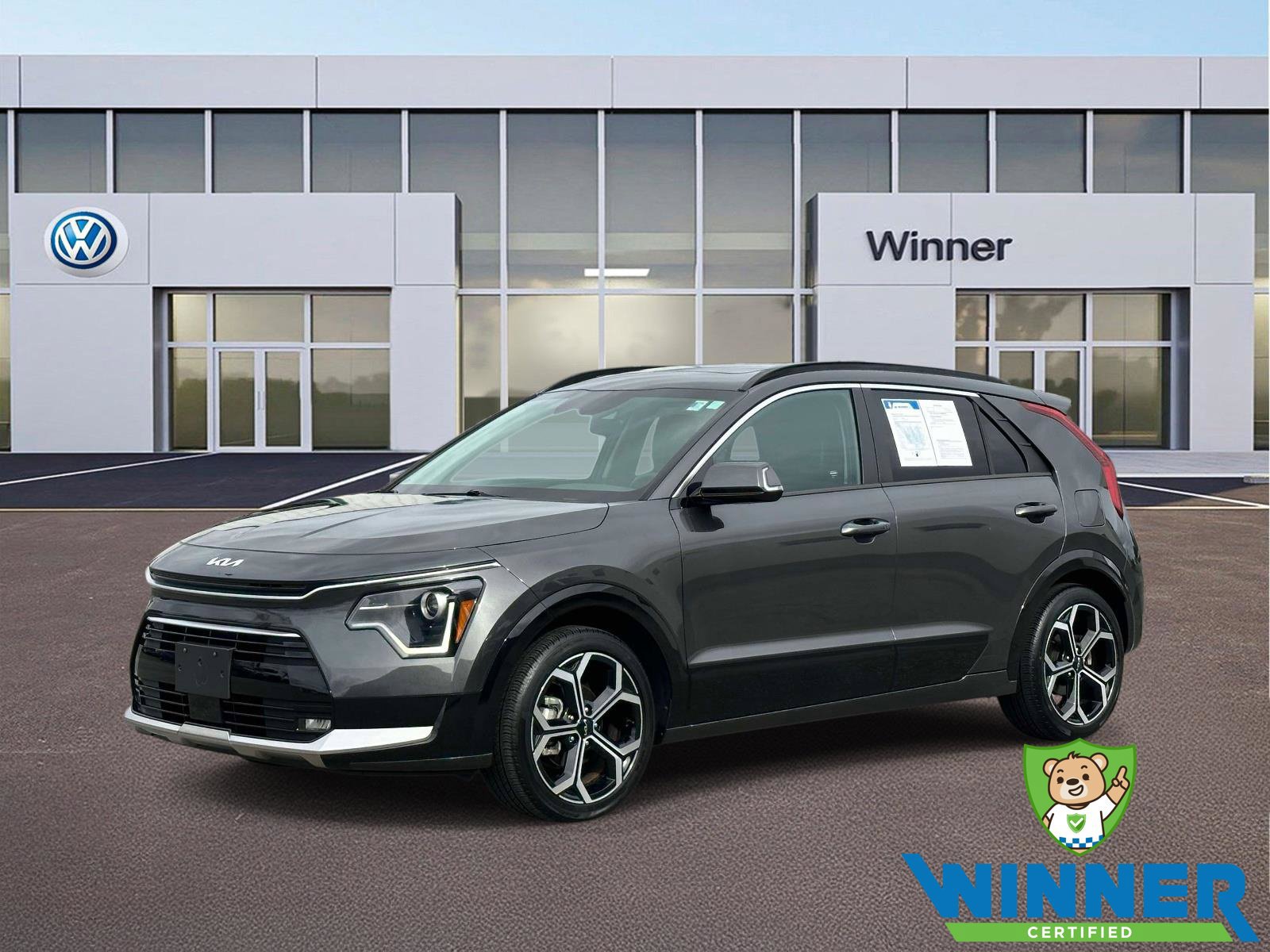 Used 2024 Kia Niro EX Touring
