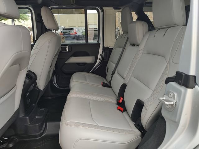 Certified 2022 Jeep Wrangler Unlimited Sahara image 30