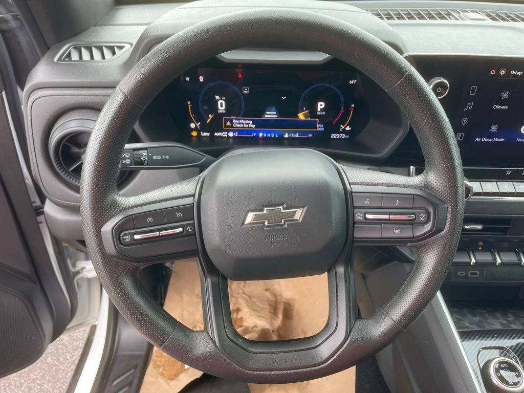 Used 2025 Chevrolet Colorado Trail Boss w/ Midnight Edition image 12