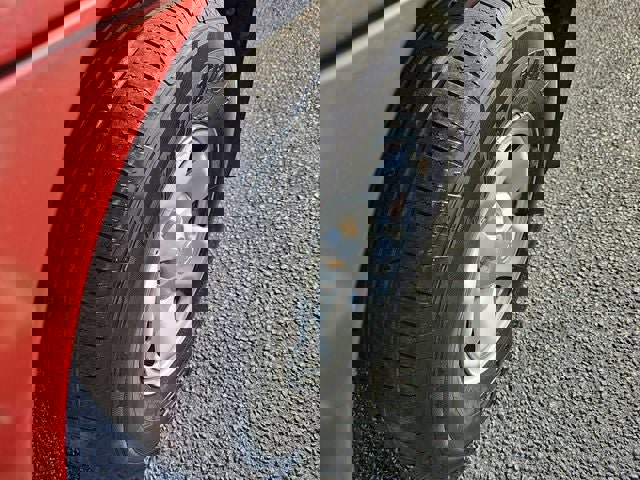 Used 2013 Toyota Tacoma PreRunner image 31