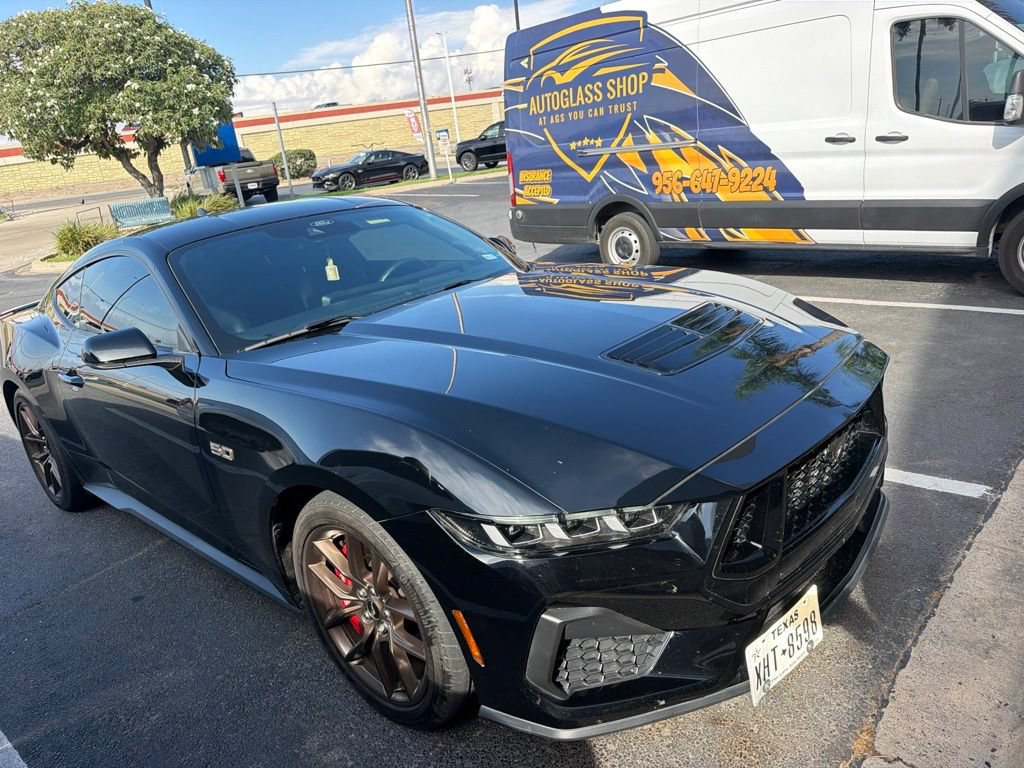 Used 2024 Ford Mustang GT Premium RWD image 5