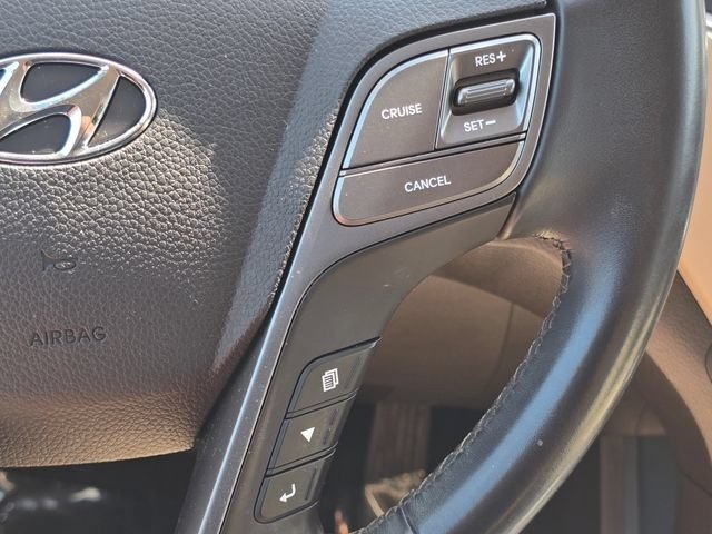 Used 2019 Hyundai Santa Fe XL SE w/ SE Premium Package 02 FWD image 17