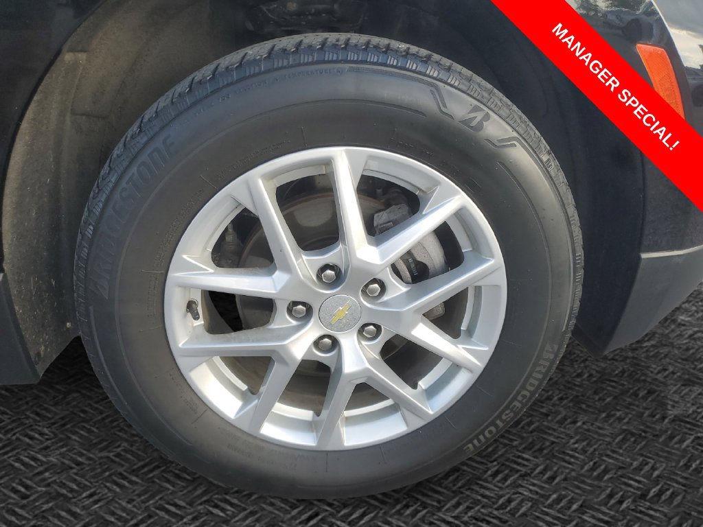 Used 2023 Chevrolet Equinox LT AWD/4WD image 11