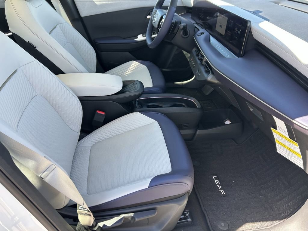 New 2026 Nissan Leaf Platinum+ w/ Cargo Package (Platinum+) image 9