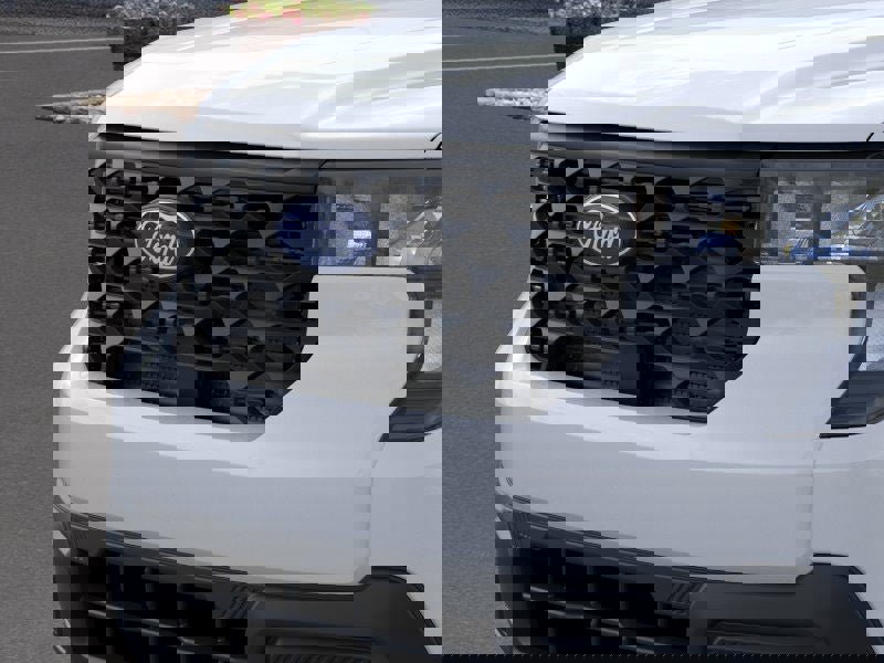 New 2025 Ford Maverick XL w/ Equipment Group 101A image 18