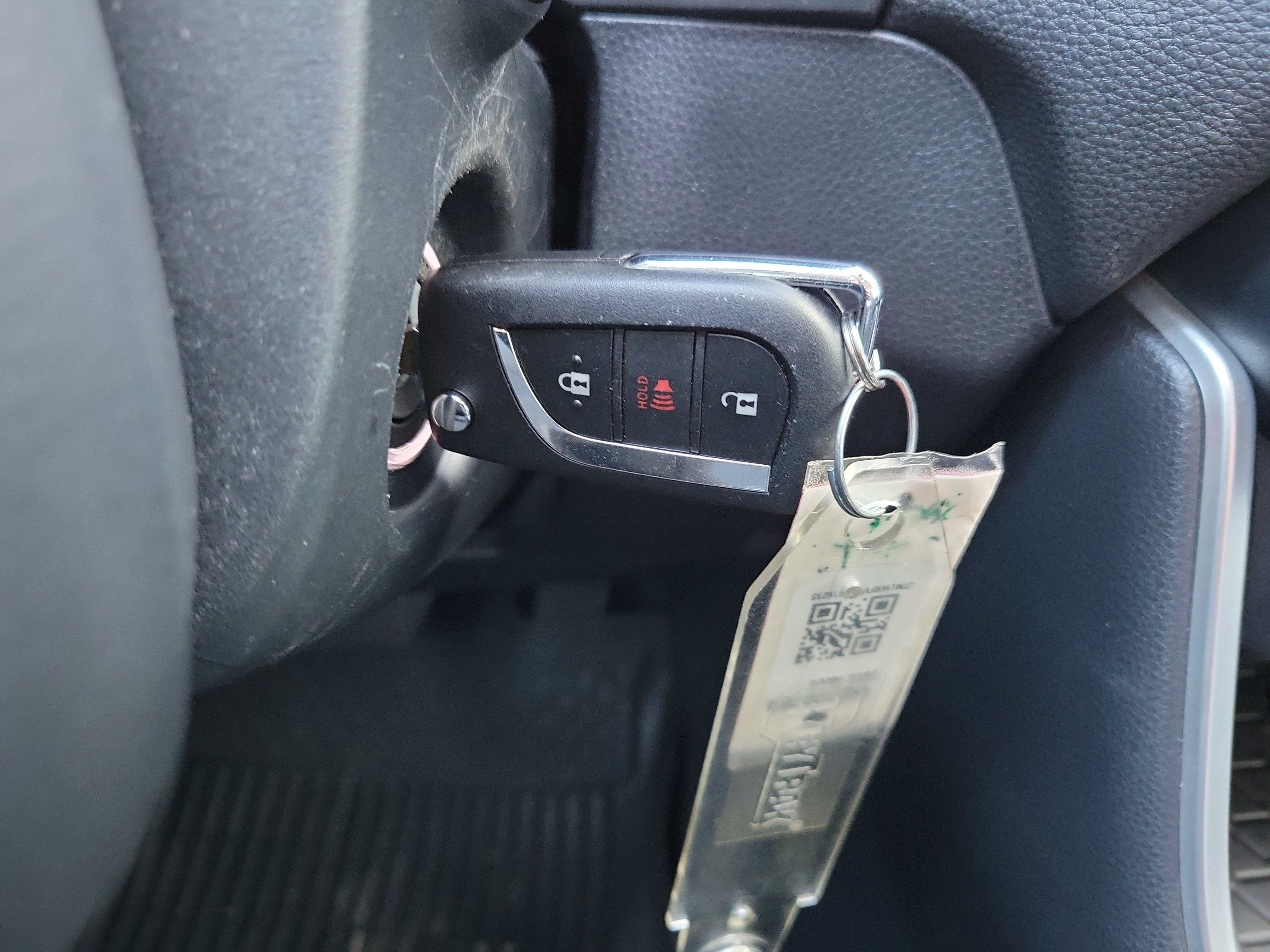 Used 2025 Toyota RAV4 LE AWD/4WD image 26