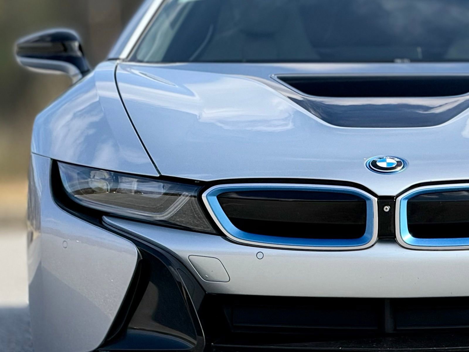 Used 2015 BMW i8 image 13